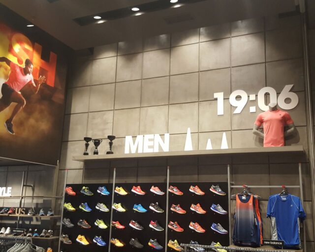 Ανακαίνιση & Διακόσμηση Καταστήματος New Balance στο The Mall Athens