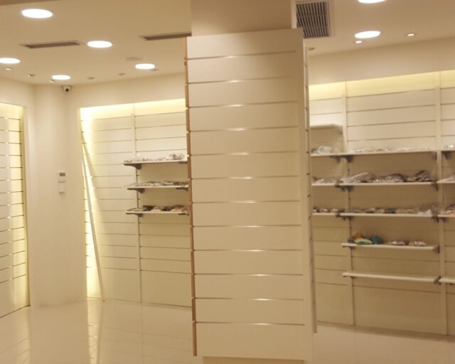 Διαμόρφωση Καταστήματος Bettas Fashion - Elements