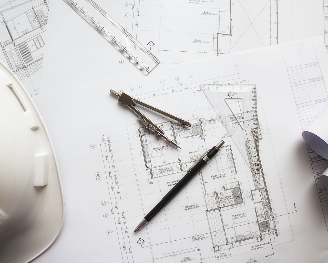 Ανακαινίσεις Χώρων - Κατοικιών - Ropodis Construction