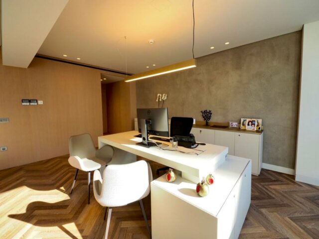 Max Mara. Ανακαίνιση & Διακόσμηση Εσωτερικών & Εξωτερικών Χώρων Εμπορικών Κέντρων, Εκθεσιακών Περιπτέρων.