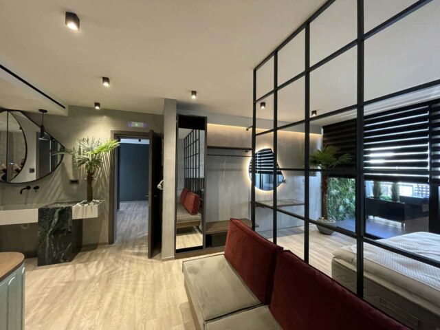 Ξενοδοχείο - Κολωνάκι. Ανακαίνιση & Διακόσμηση Εσωτερικών & Εξωτερικών Χώρων Εμπορικών Κέντρων, Εκθεσιακών Περιπτέρων.