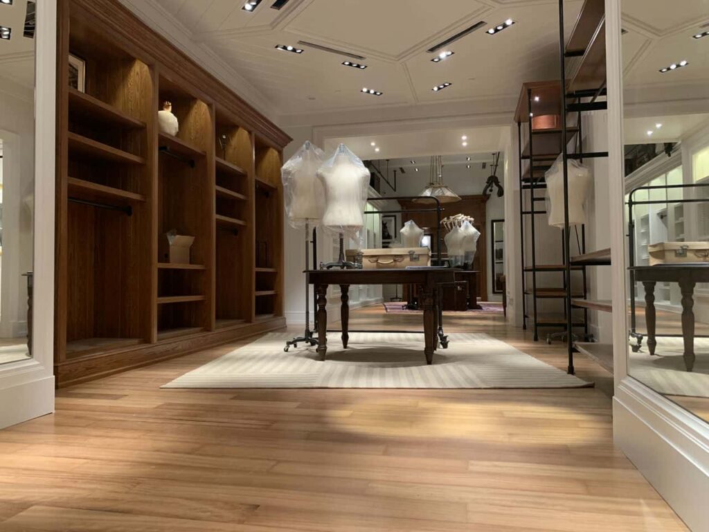 Polo Ralph. Ανακαίνιση & Διακόσμηση Εσωτερικών & Εξωτερικών Χώρων Εμπορικών Κέντρων, Εκθεσιακών Περιπτέρων.