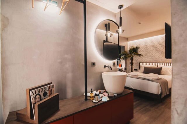 Ξενοδοχείο - Κολωνάκι. Ανακαίνιση & Διακόσμηση Εσωτερικών & Εξωτερικών Χώρων Εμπορικών Κέντρων, Εκθεσιακών Περιπτέρων.